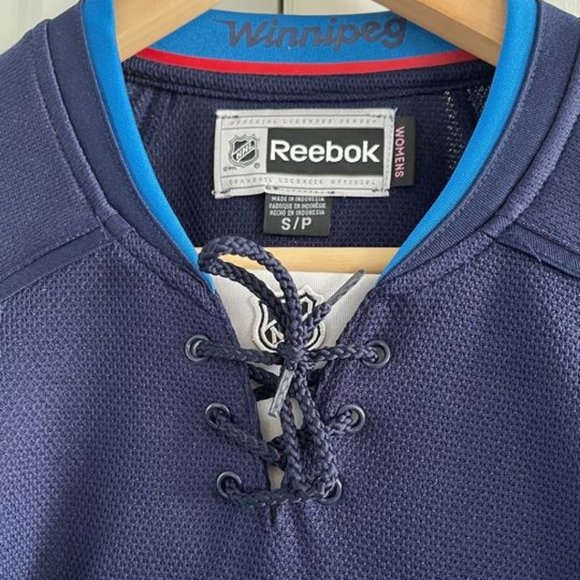 Women's Winnipeg Jets Jersey - HOME - Size S - Picture 2 of 5